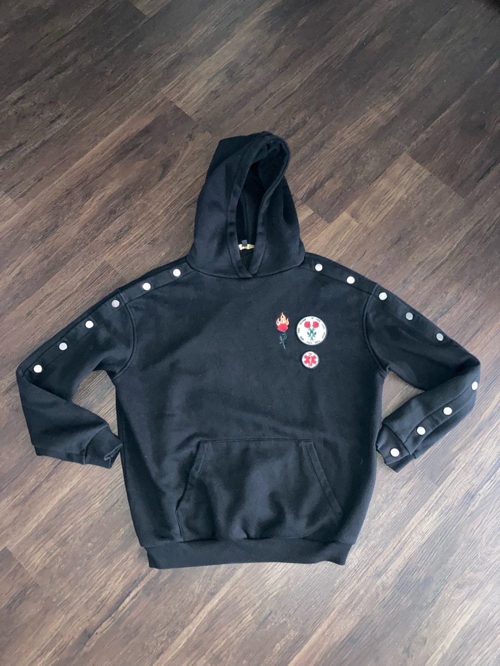 Maje women’s Black Hoodie sweater with Floral Patches size 1